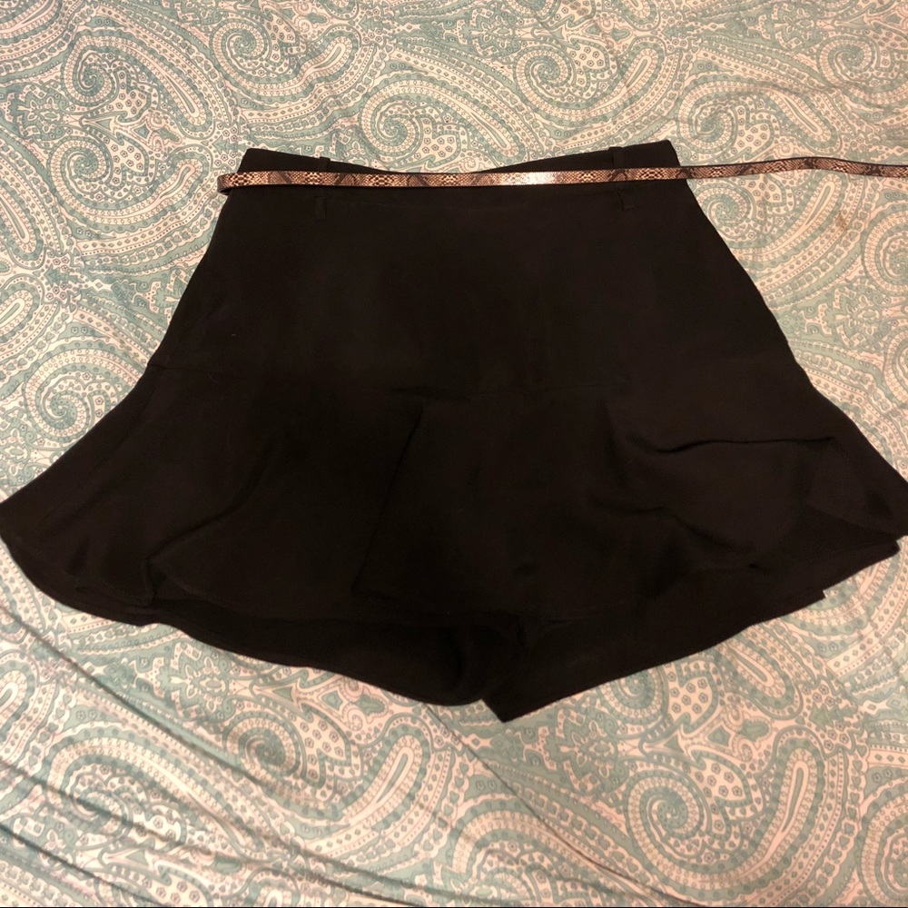 Black zara mini skirt with snake skin belt
